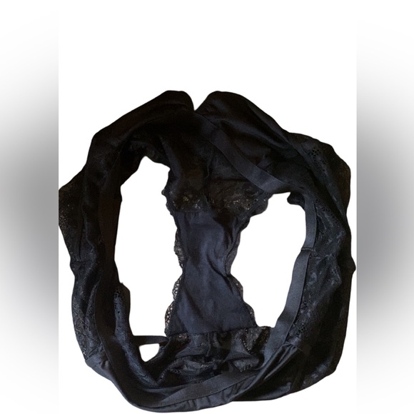 Excellent Condition Torrid size 3 panties with garters - Picture 5 of 5